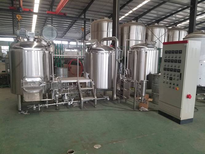 渭滨全套啤酒设备一套多少钱？开精酿厂到底得配齐哪些？